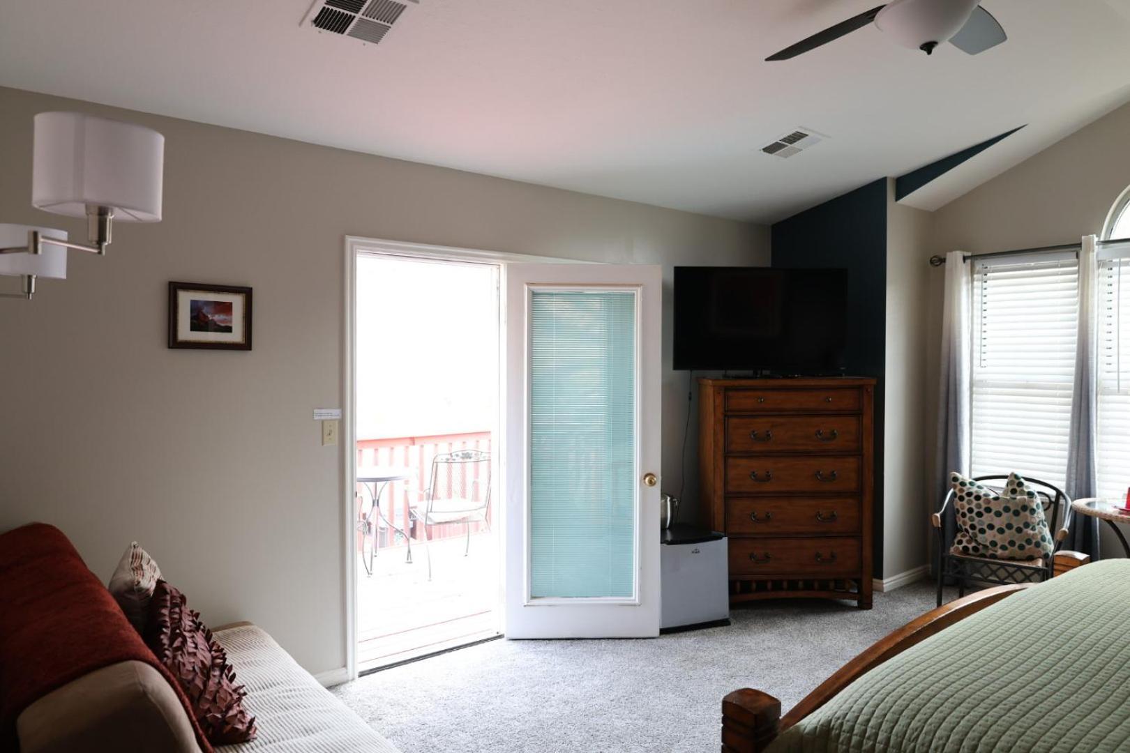 Bed & Breakfast Harvest House 2*